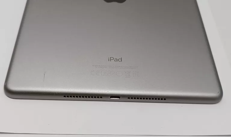 TABLET IPAD 5 GEN 128GB A1822 - NA CZĘŚCI