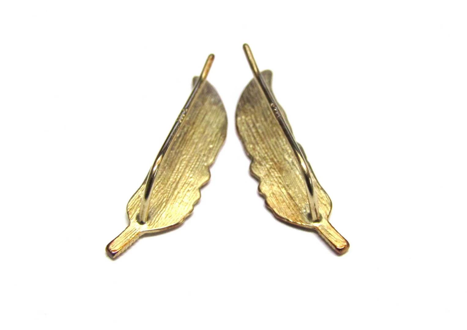 wyjatkowe-zlote-kolczyki-material-zloto