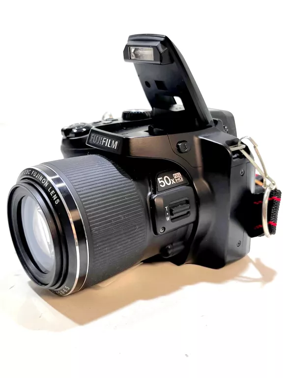 FUJIFILM FINEPIX S9200