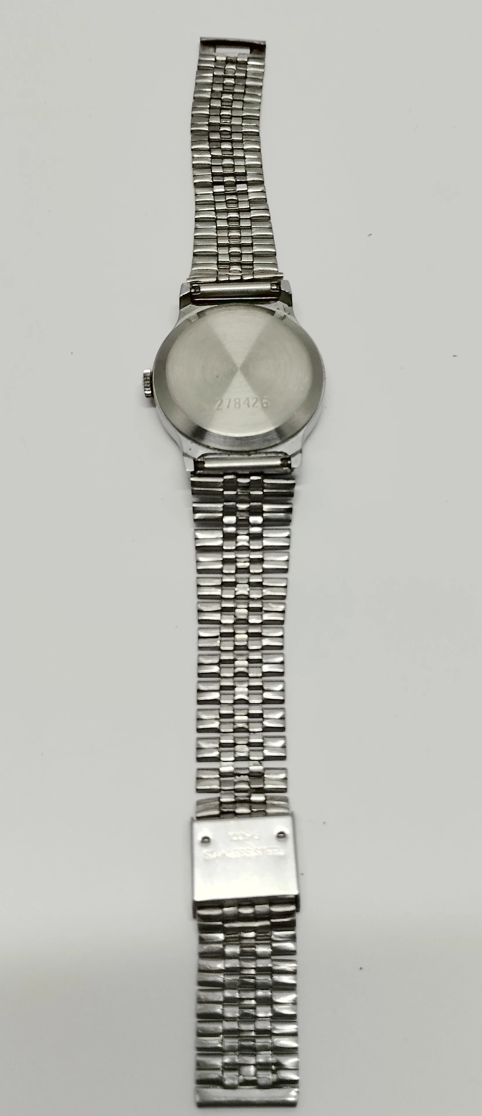 tary-zegarek-mechaniczny-kolekcja-pobieda-pobeda-typ-nareczny