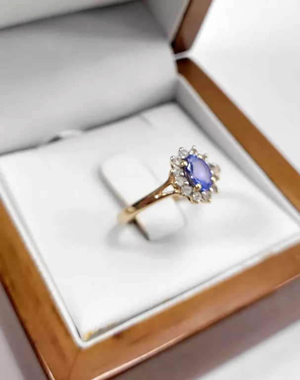 zloty-pierscionek-tanzanittopazy-wkruk-p585-25-rozmiarsrednica-wew-mm-131667
