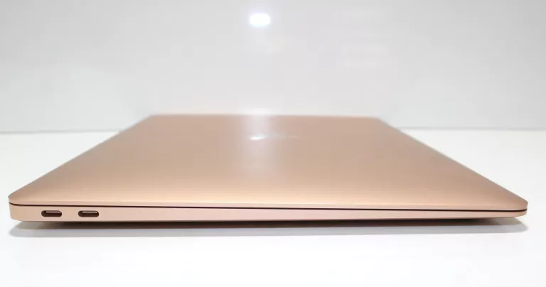 laptop-apple-macbook-air-a2337-rose-gold-liczba-rdzeni-procesora-8