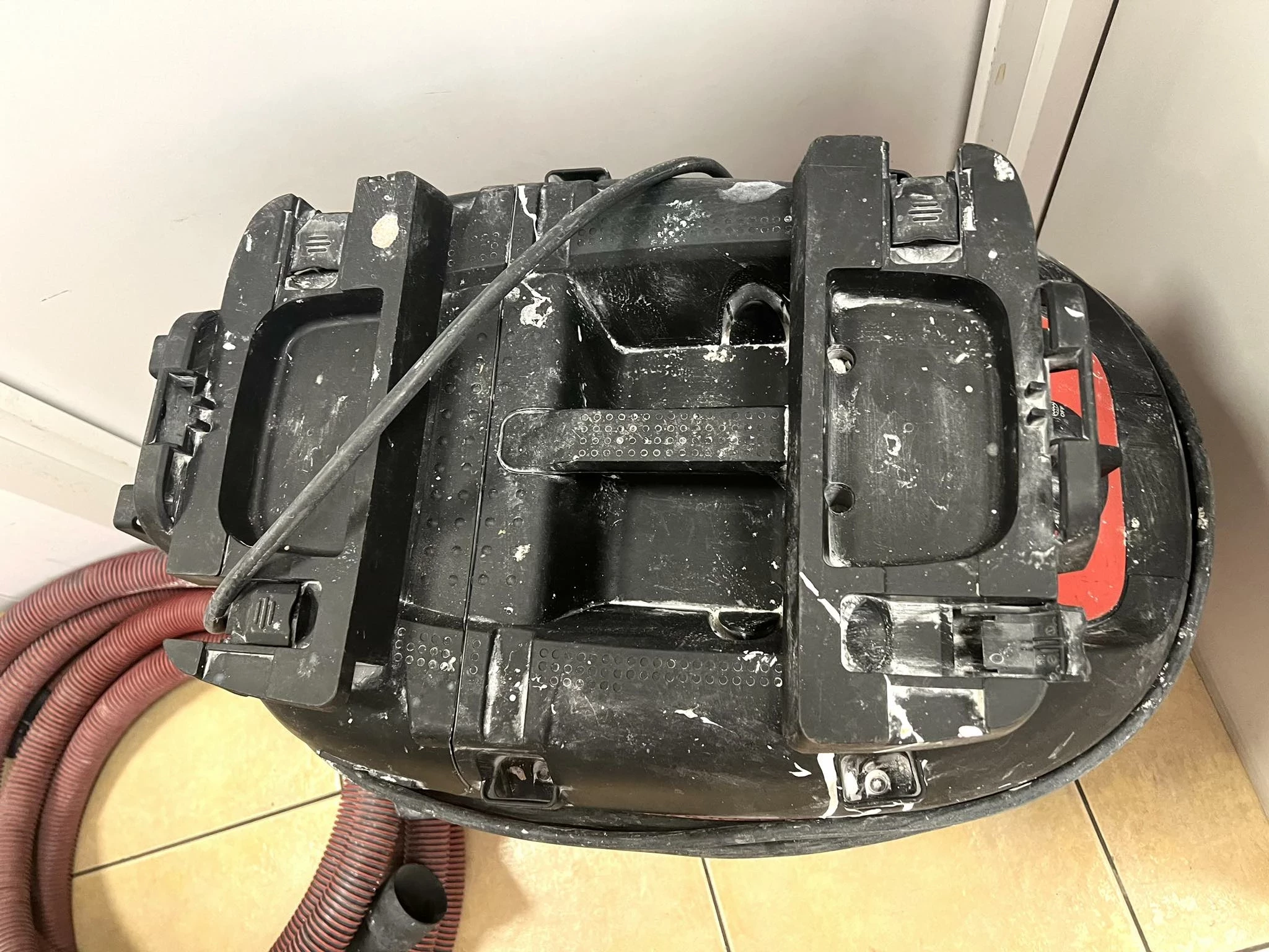 flex-vce-33-ac-odkurzacz-przemyslowy-pojemnosc-zbiornika-30