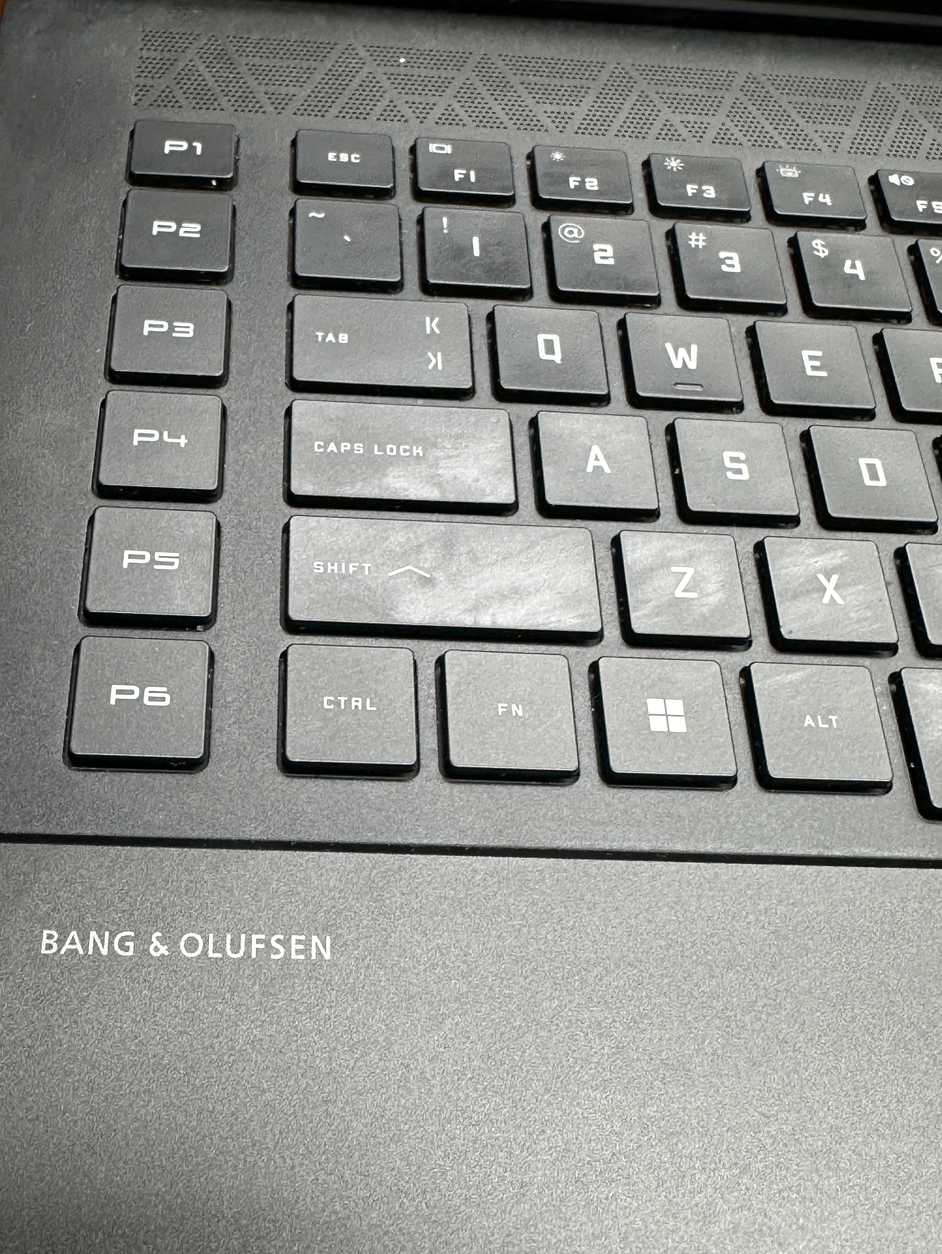 laptop-hp-omen-17-ck0323nw-i7-11800h-3060-6gb-typ-dysku-twardego-ssd