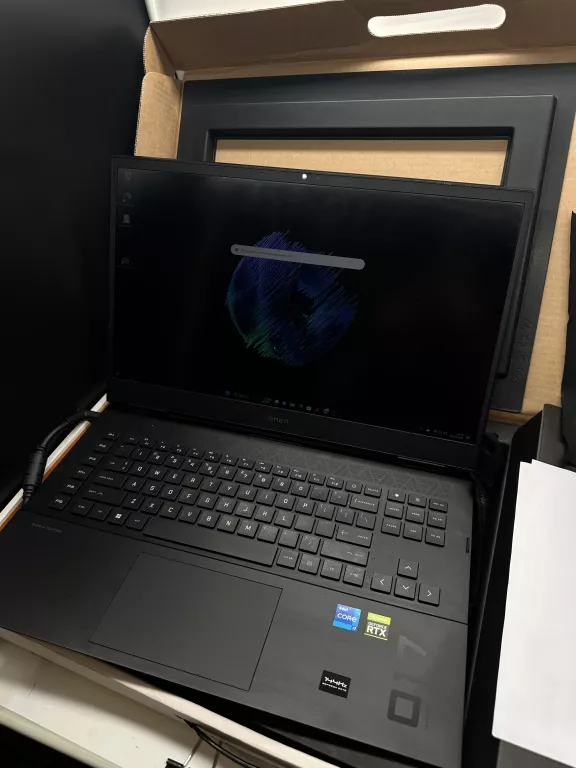 laptop-hp-omen-17-ck0323nw-i7-11800h-3060-6gb-kod-producenta-63w61ea