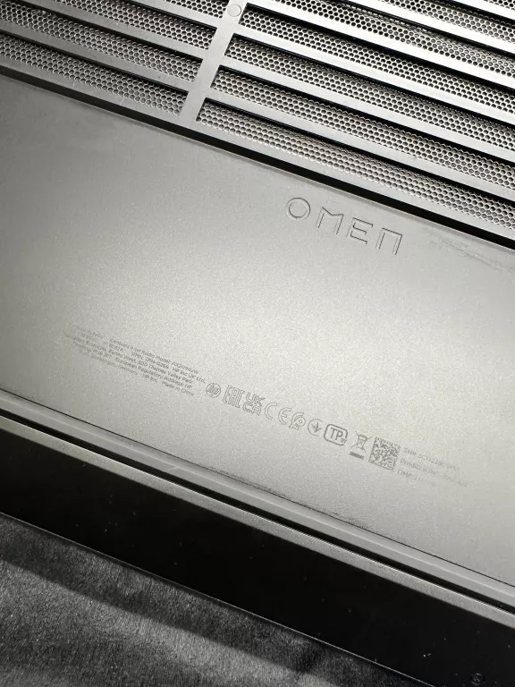 laptop-hp-omen-17-ck0323nw-i7-11800h-3060-6gb-liczba-rdzeni-procesora-8