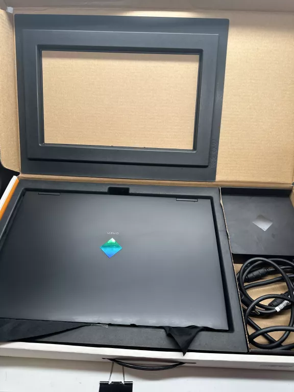 laptop-hp-omen-17-ck0323nw-i7-11800h-3060-6gb-stan-uzywany