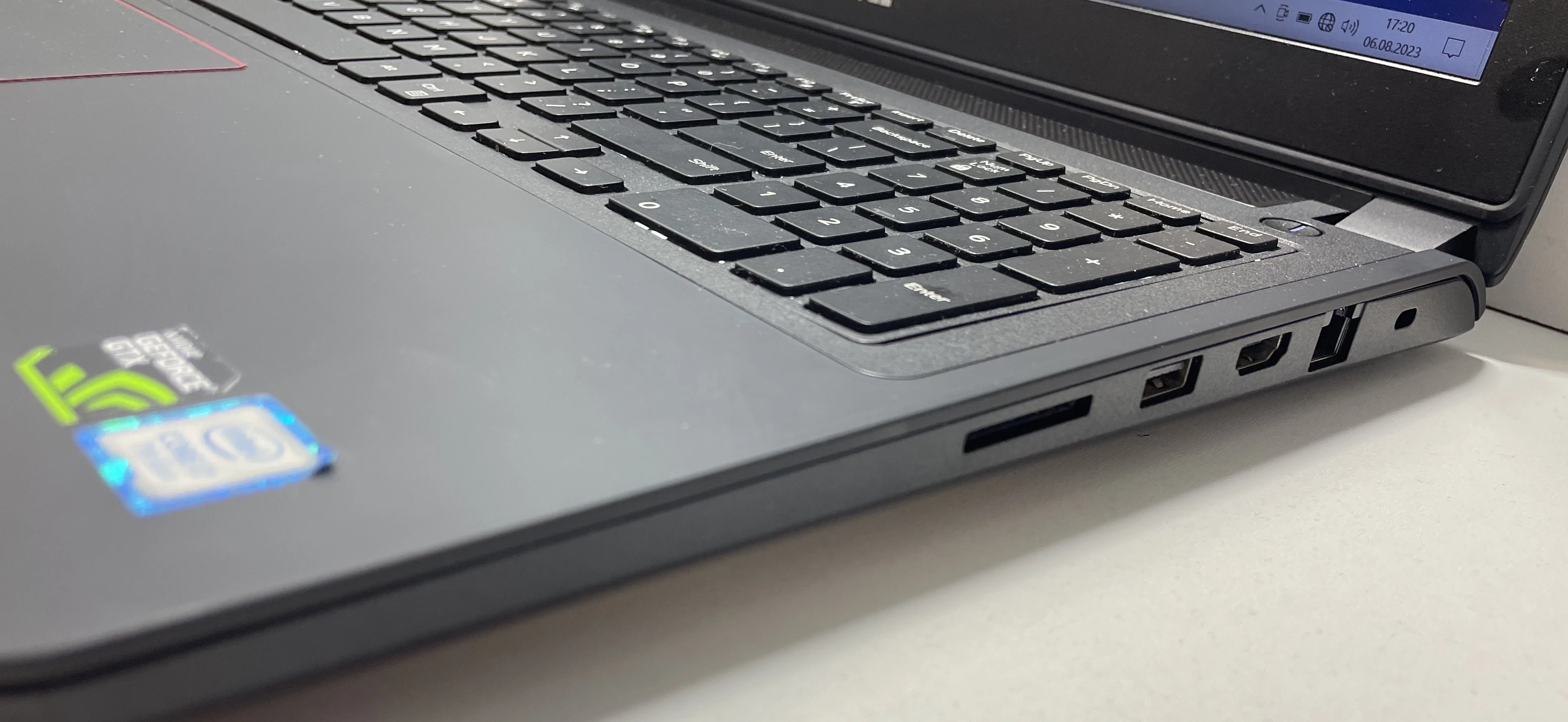 laptop-dell-inspiron-15-5000-gaming-p57f-typ-dysku-twardego-ssd-hdd