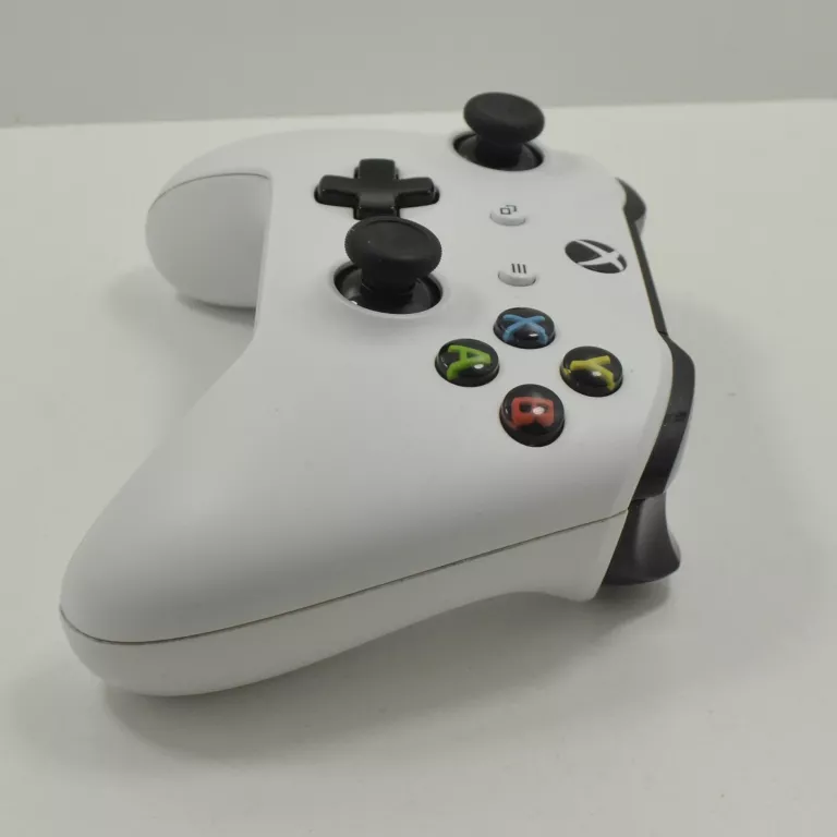 konsola-xbox-one-s-1tb-1681-pad-kable-stan-uzywany