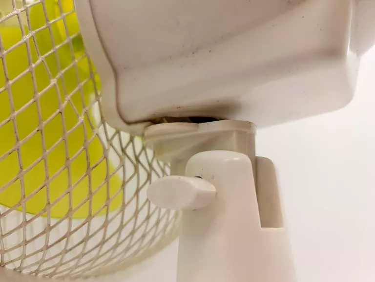 wiatrak-biurkowy-selecline-ft23a1-23cm-marka-selecline