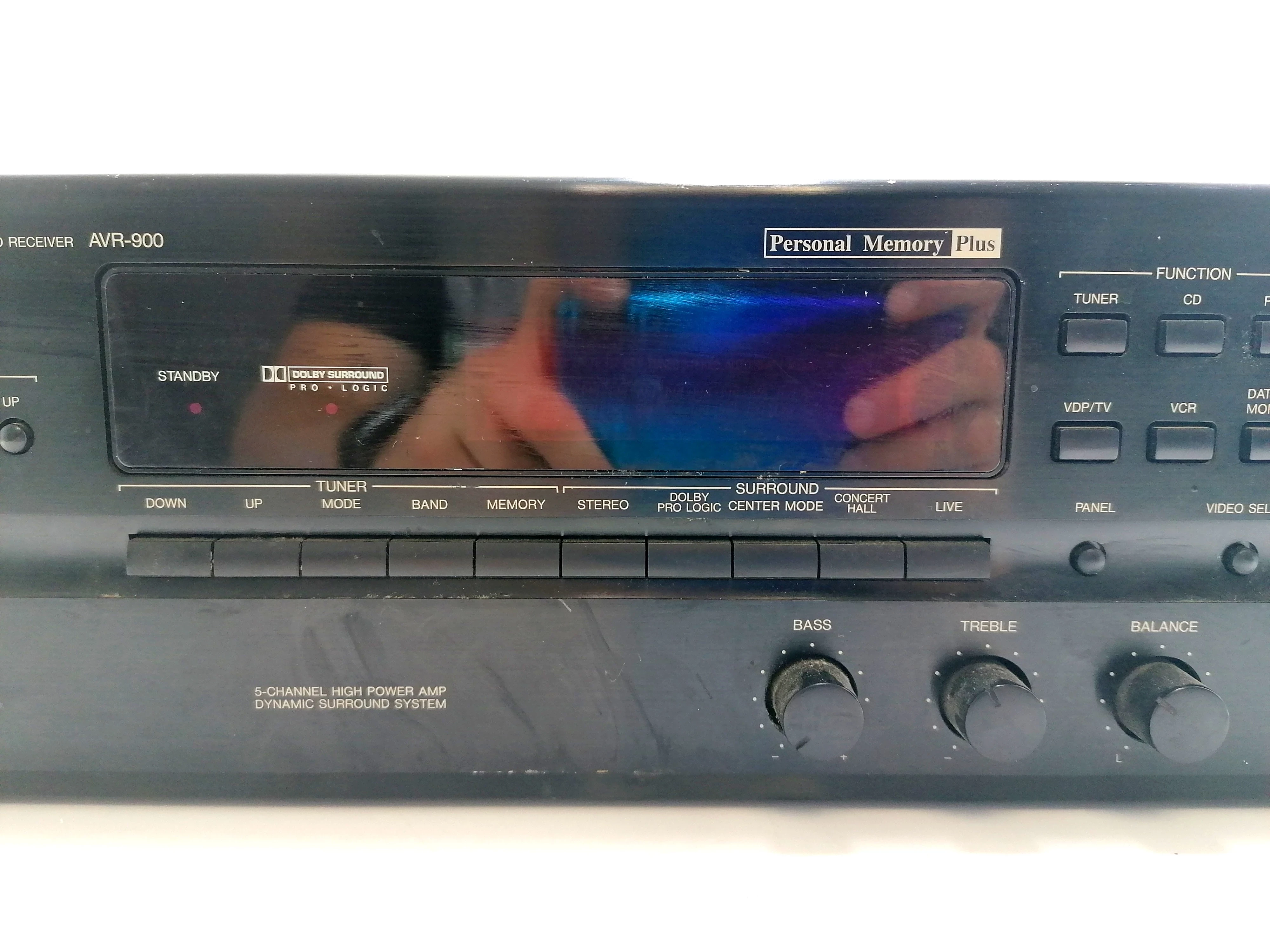 amplituner-denon-avr-900-opis-kolor-czarny