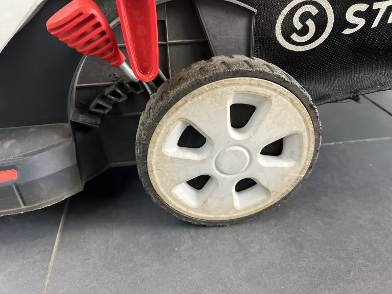 kosiarka-elektryczna-360-1700-w-sterwins-moc-silnika-170000