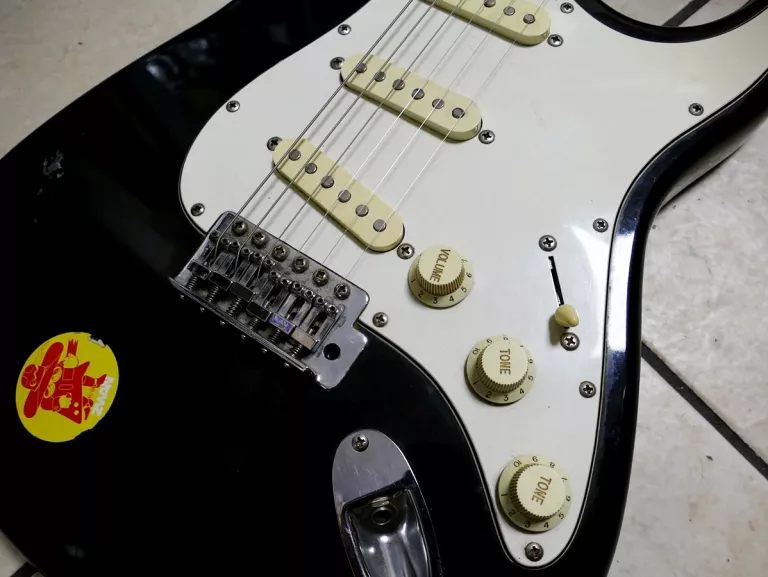 gitara-elektryczna-hohner-rockwood-lx90g-swieradowska-26-wroclaw