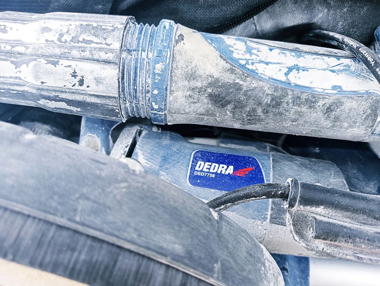 szlifierka-wielofunkcyjna-dedra-7758-710-w-230-v-ean-gtin-5902628775801