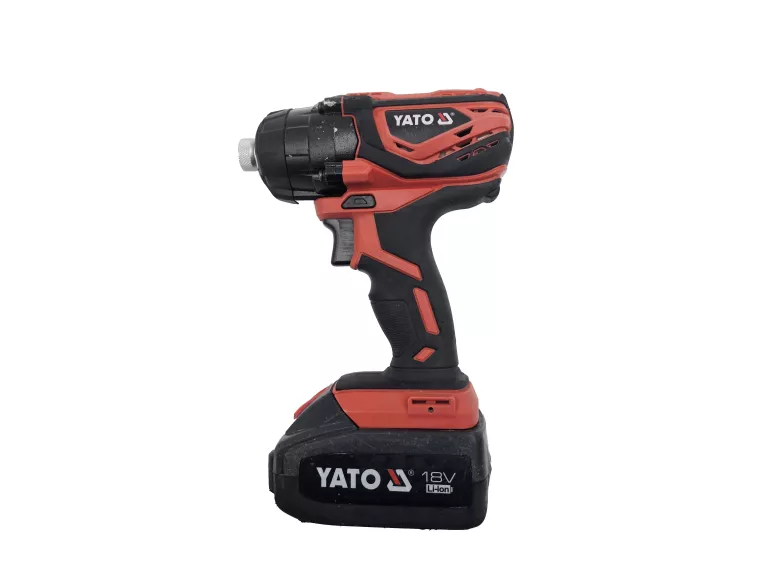 KLUCZ UDAROWY YATO YT-82801 160NM + AKU 4.0AH