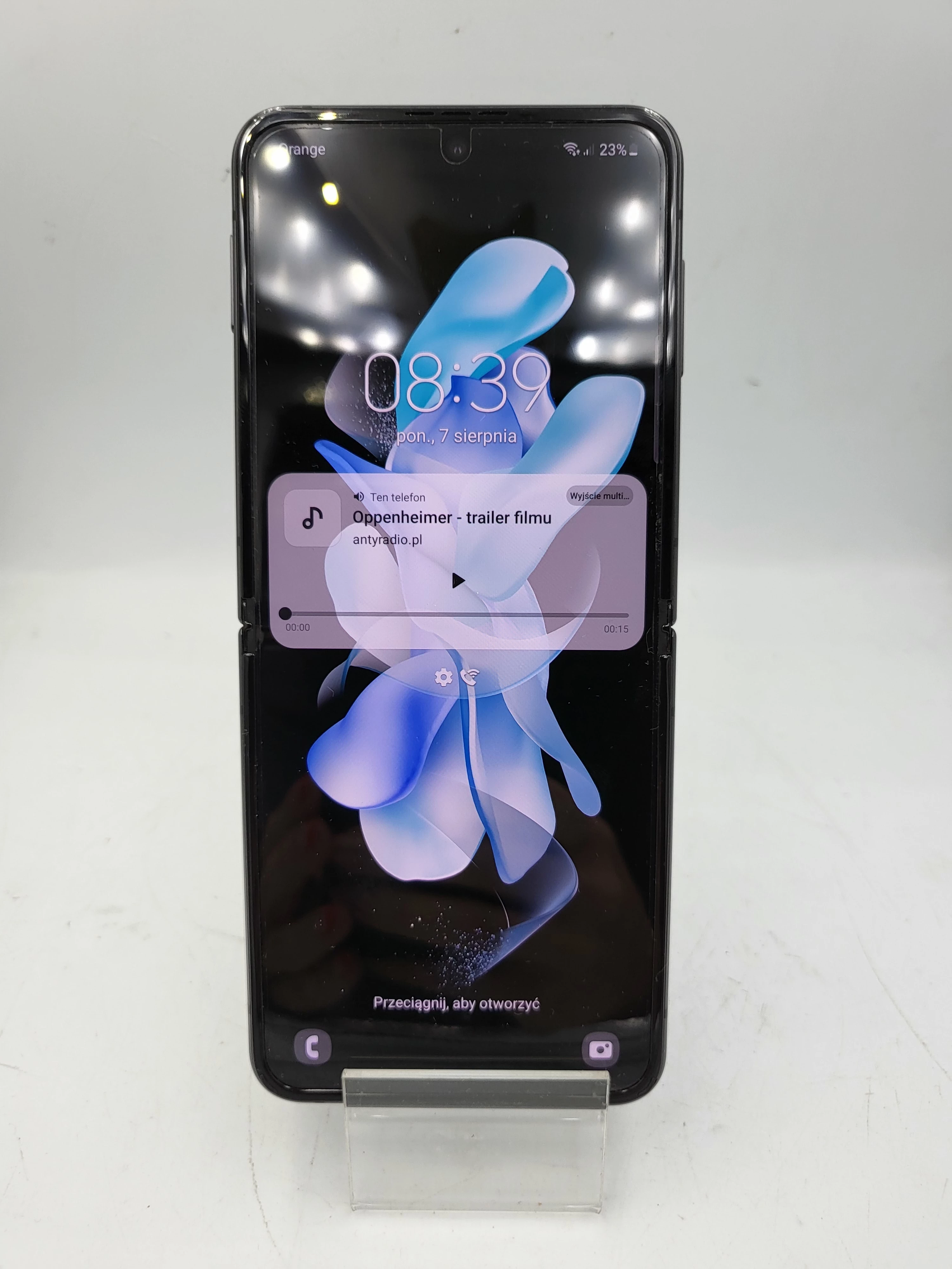 samsung-galaxy-z-flip-4-ean-gtin-8806094507393