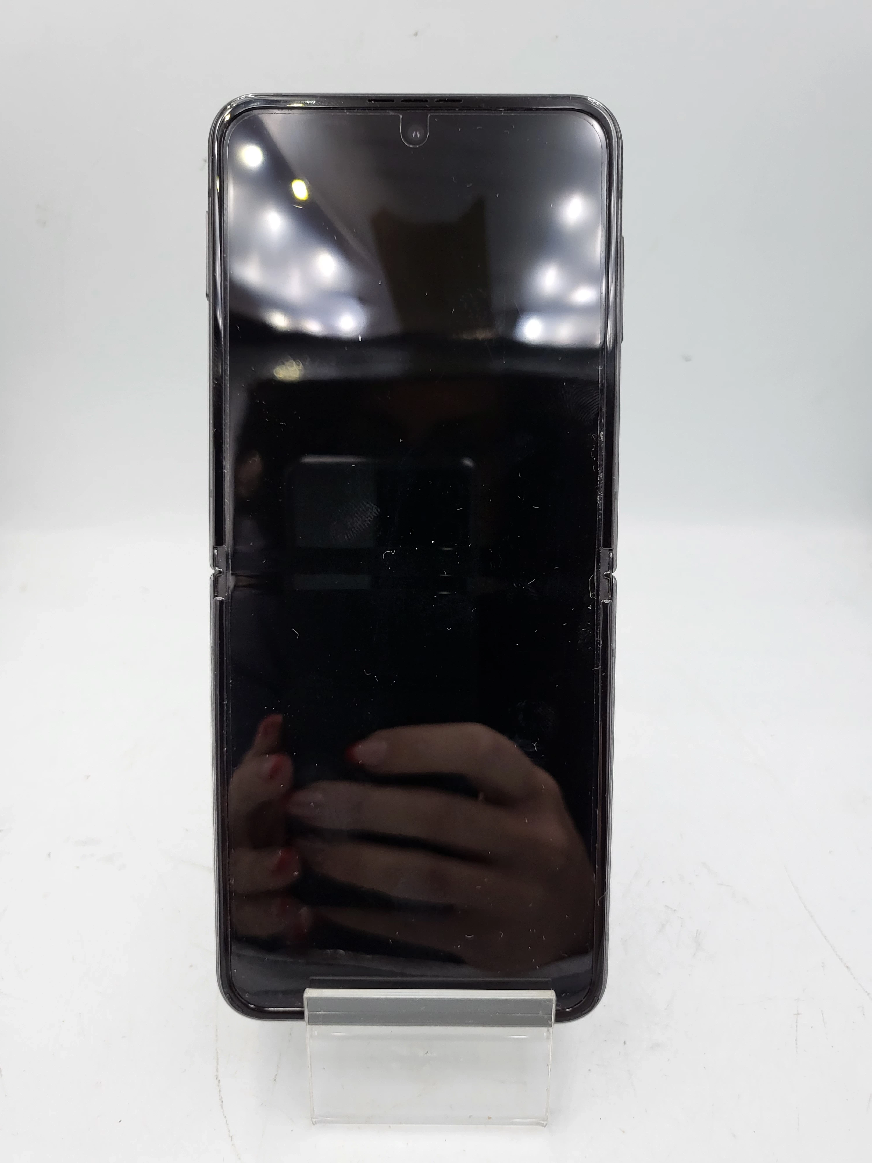 samsung-galaxy-z-flip-4-typ-smartfon