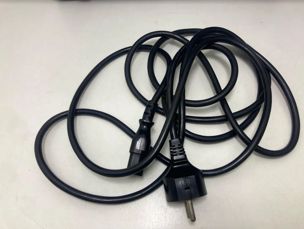 projektor-infocus-in3114-okablowanie-pokrowiec-kod-producenta-in2114