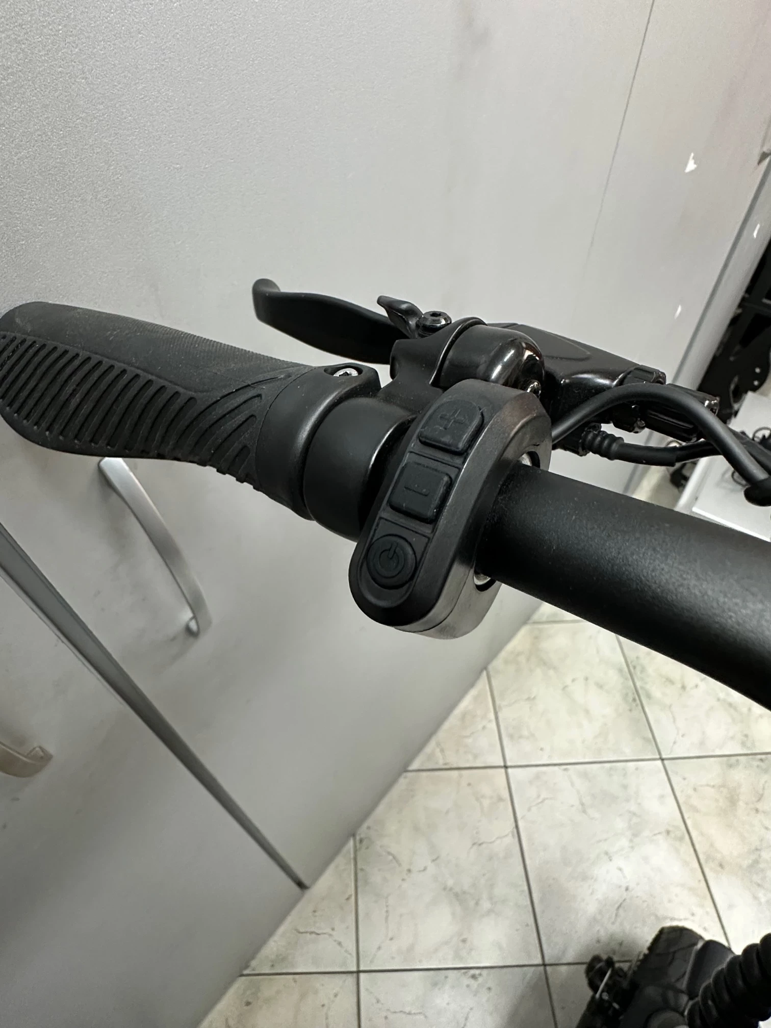 hulajnoga-elektryczna-motus-pro-10-igla-stan-uzywany