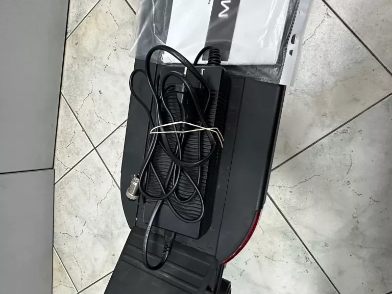 hulajnoga-elektryczna-motus-pro-10-igla-kolor-czarny