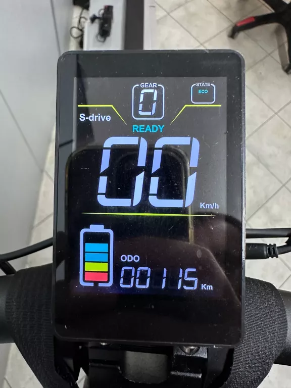 hulajnoga-elektryczna-motus-pro-10-igla-product-id-9650f263-65cc-45cb-90ed-fe39aa5a2f37