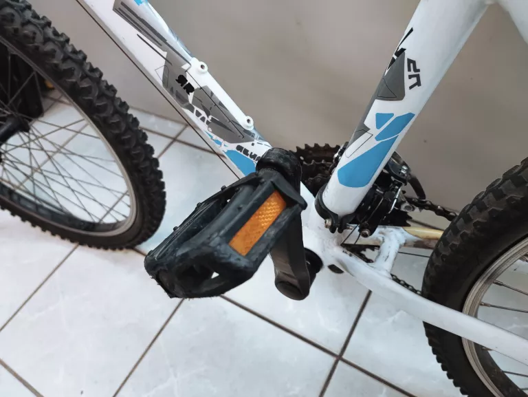 ROWER B-TWIN MTB RR ST 120 20" JR 20"
