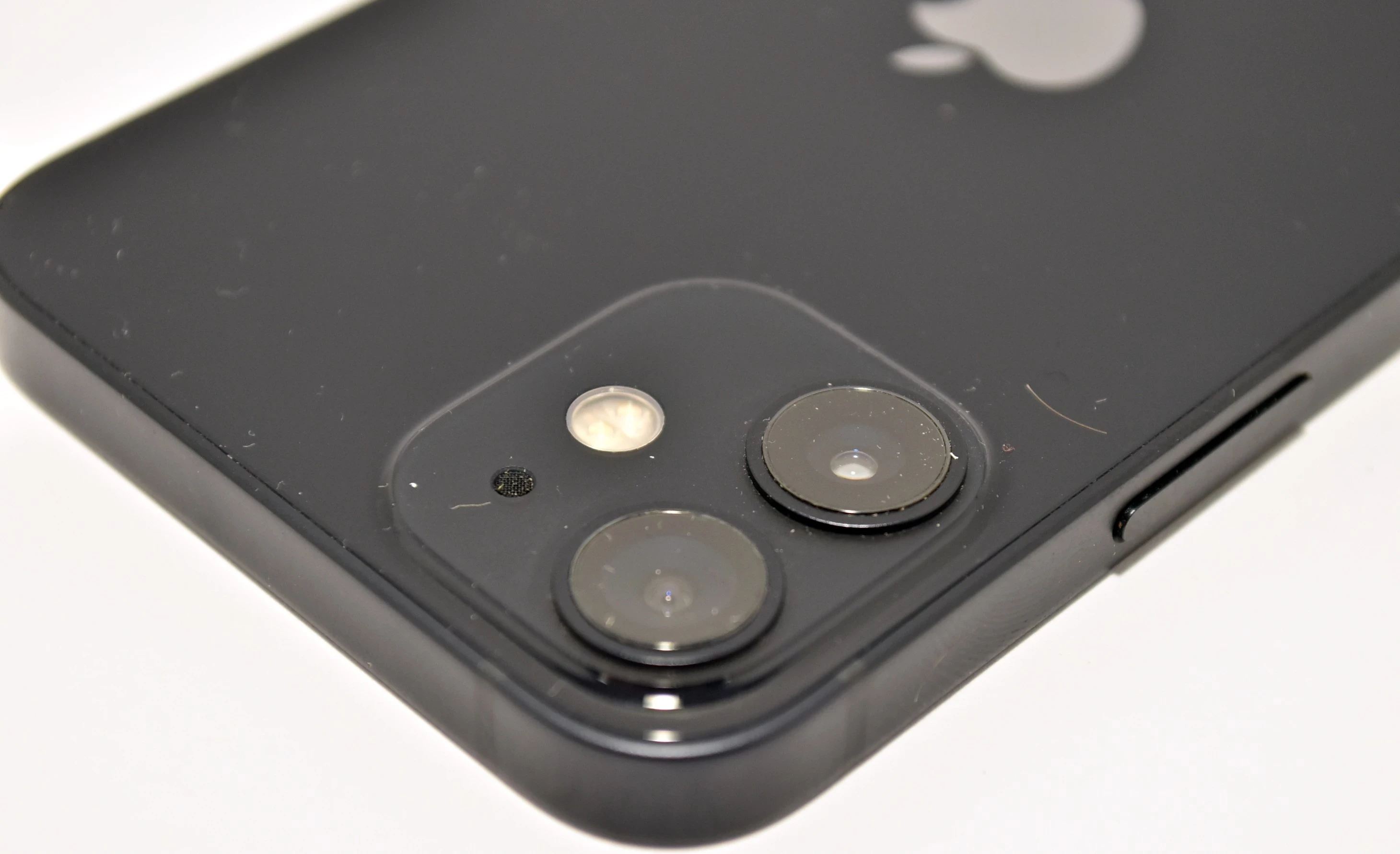 telefon-apple-iphone-12-mini-64gb-czarny-pamiec-ram-4-gb