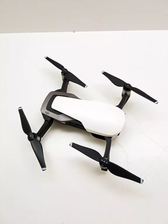 DRON DJI MAVIC AIR U11X