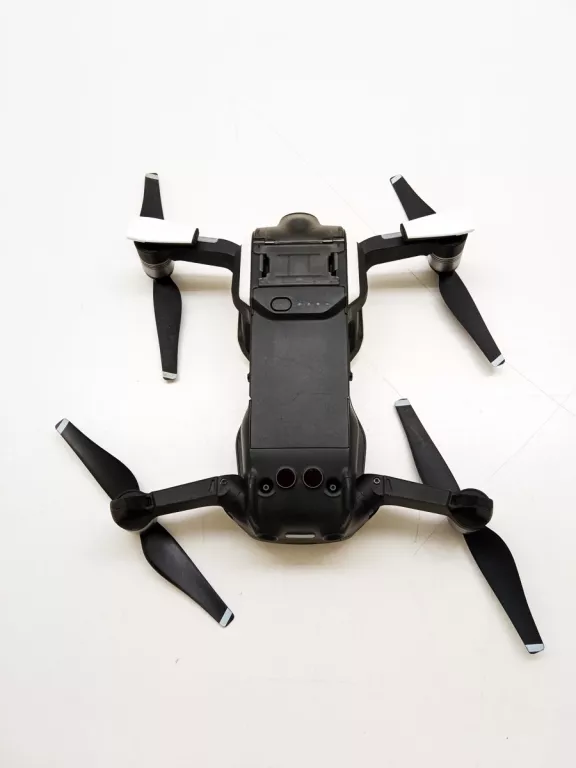 DRON DJI MAVIC AIR U11X
