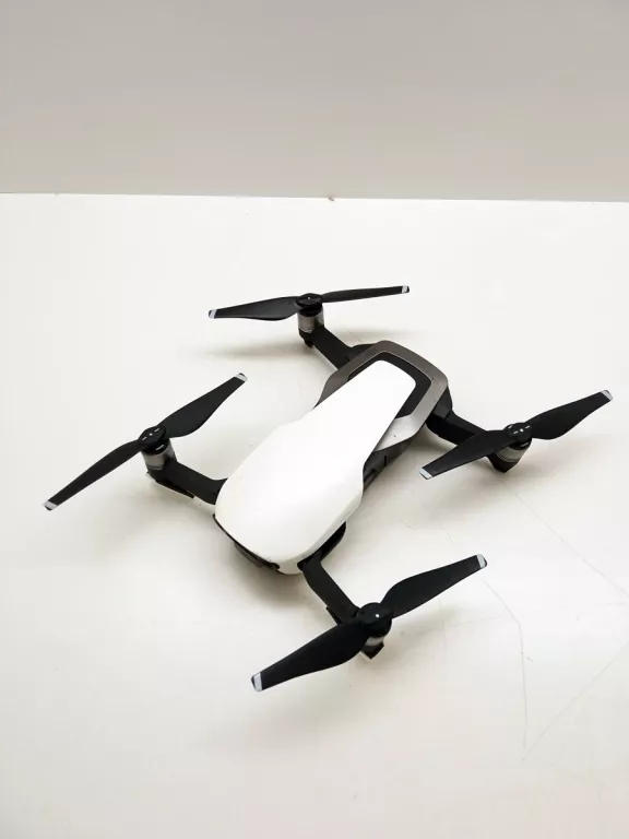 DRON DJI MAVIC AIR U11X