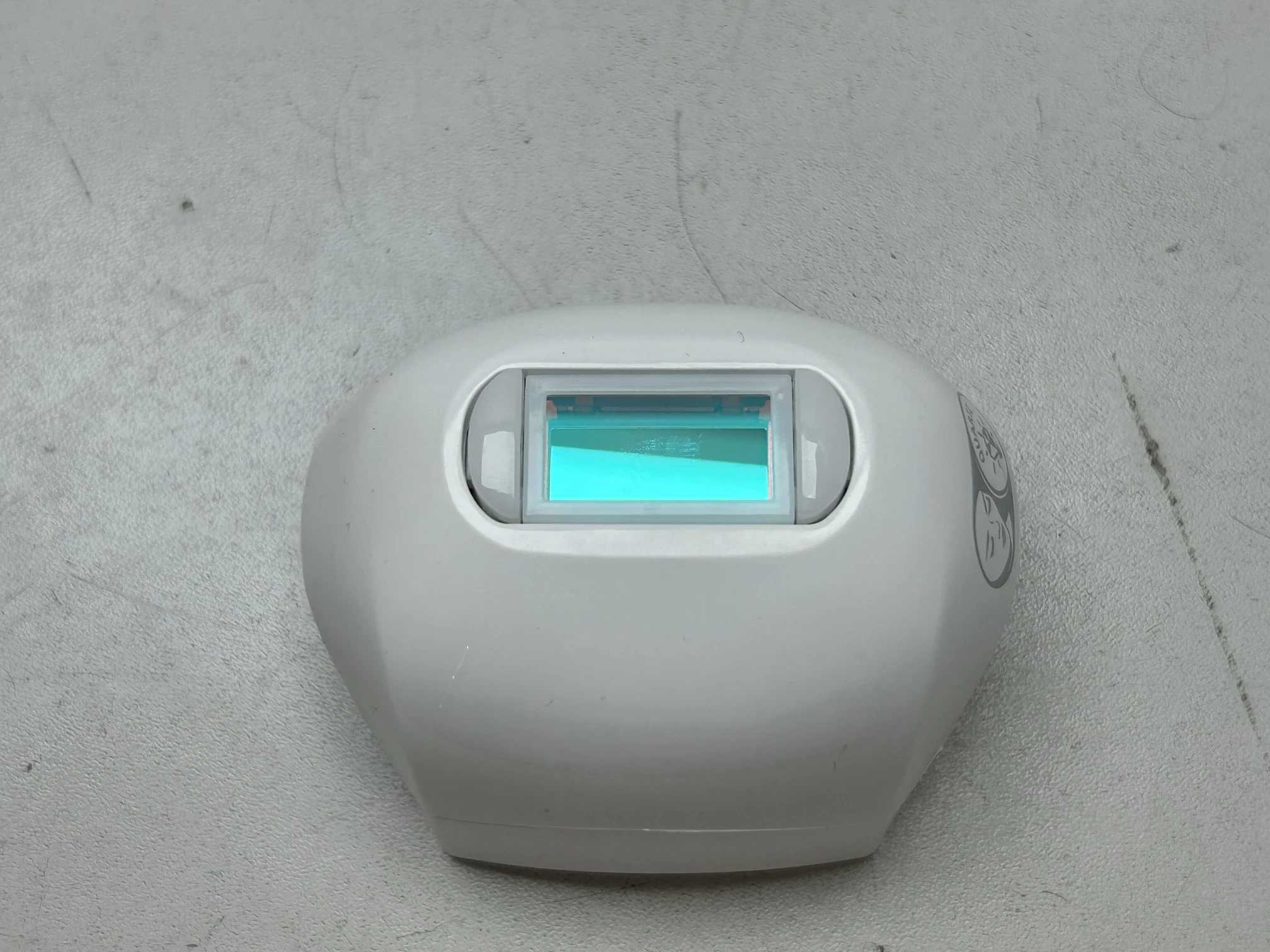 depilator-laserowy-remington-ipl-6780-funkcje-czujnik-kontaktu-ze-skora