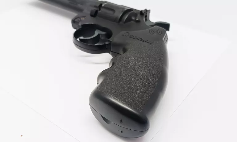 wiatrowka-crosman-357-akcesoria-stan-uzywany