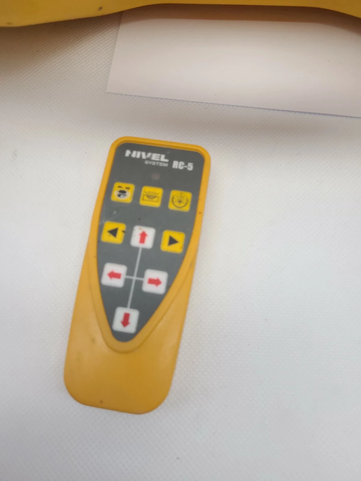 nivel-system-nl520-niwelator-laserowy-dabrowszczakow-1811-sj-olsztyn