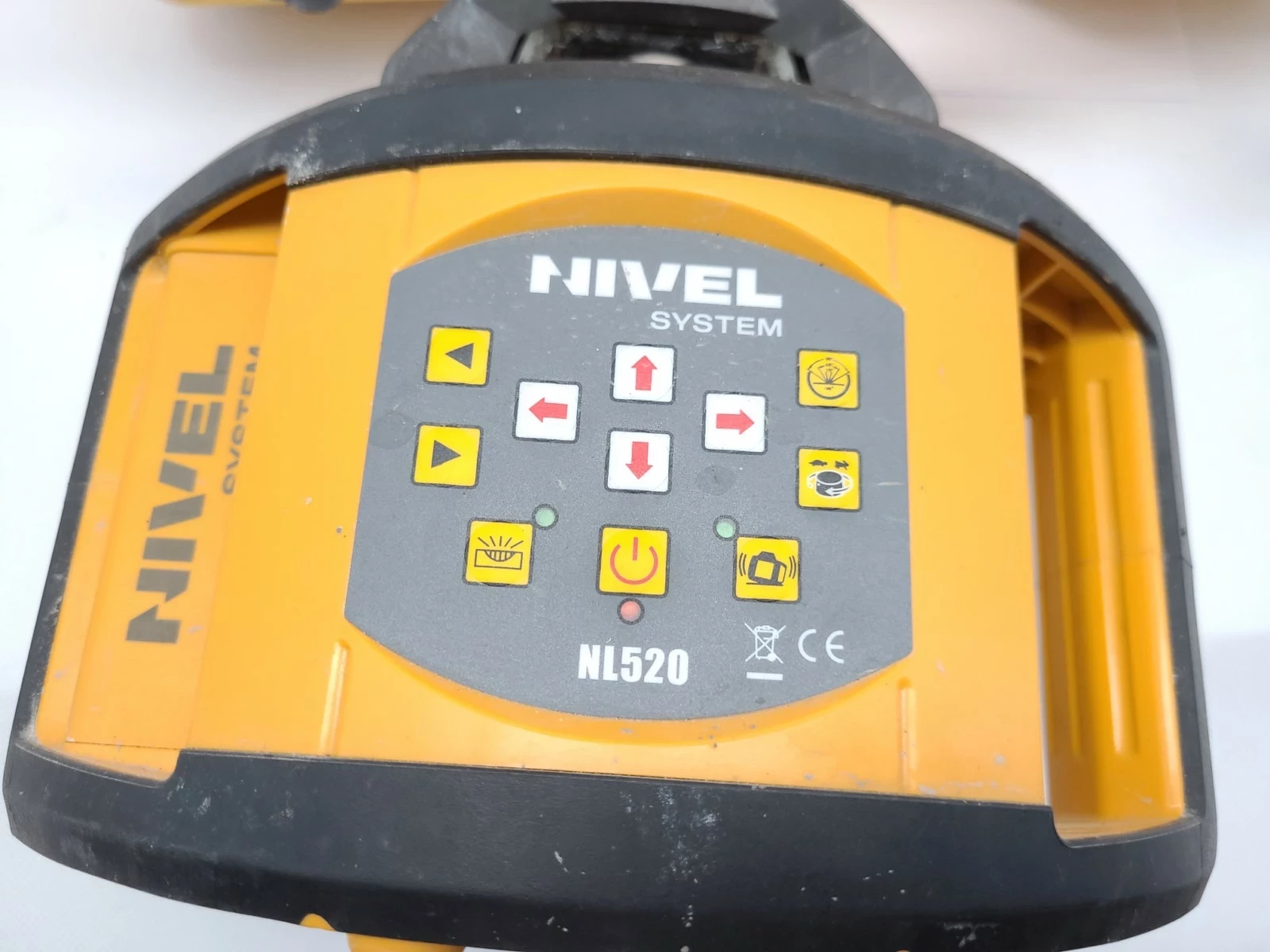 nivel-system-nl520-niwelator-laserowy-stan-uzywany
