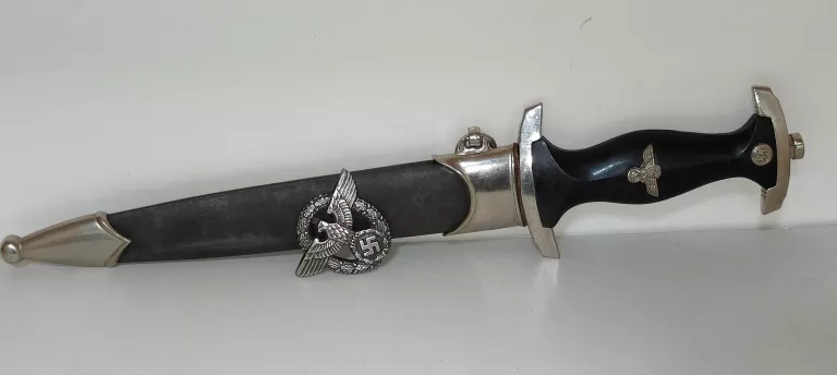 kordzik-ss-1933-meine-ehre-heist-treuerzm-m714-stary-rynek-3-minsk-mazowiecki