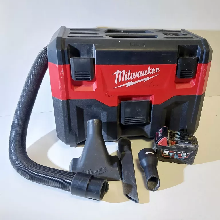 ODKURZACZ AKUMULATOROWY MILWAUKEE M18 VC-2 + AKU