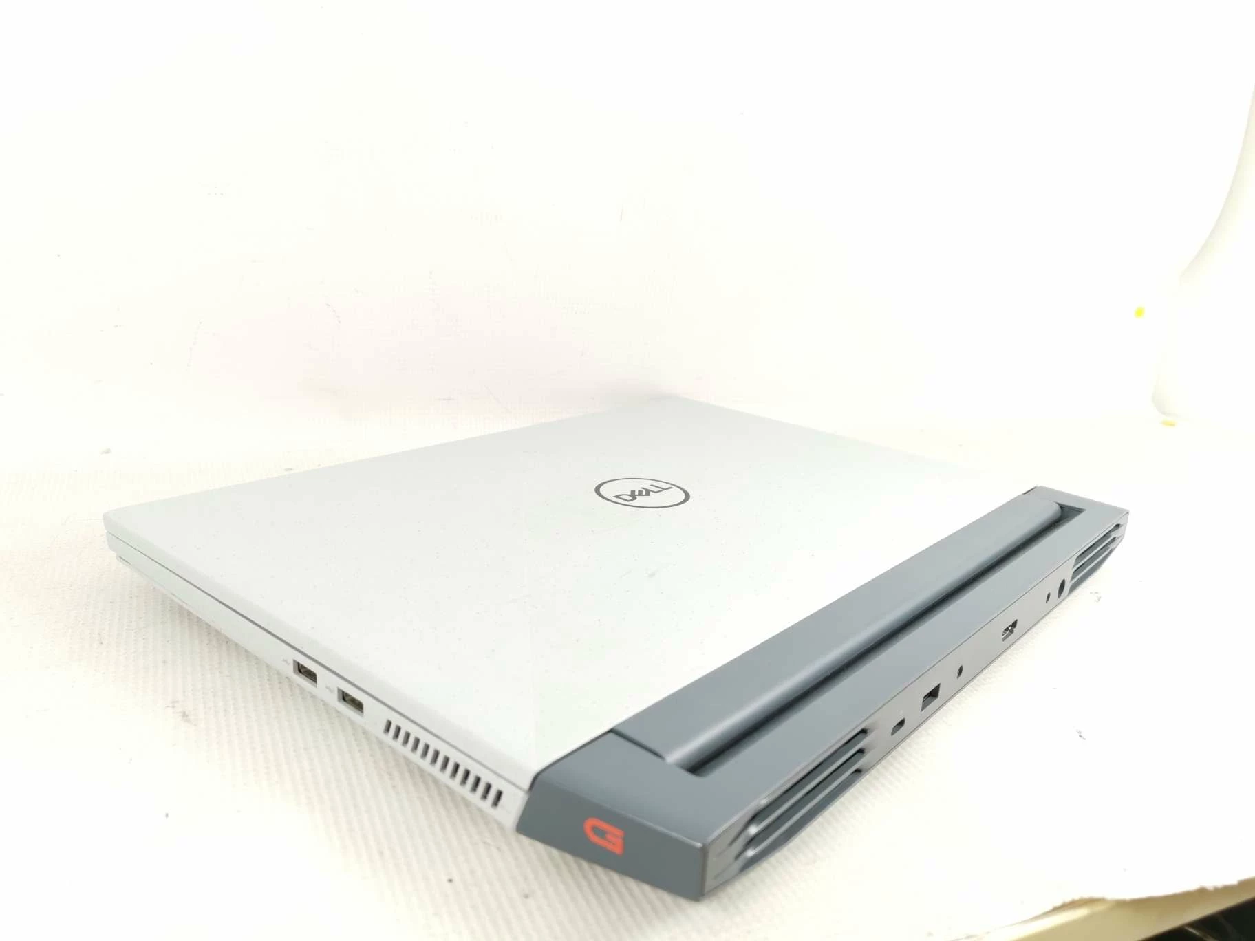 laptop-dell-inspiron-g15-5515-ryzen-5-16512-gb-przekatna-ekranu-156