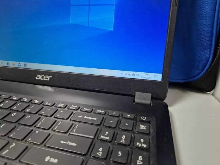 LAPTOP ACER ASPIRE 3  256 GB 12 GB RAM I3