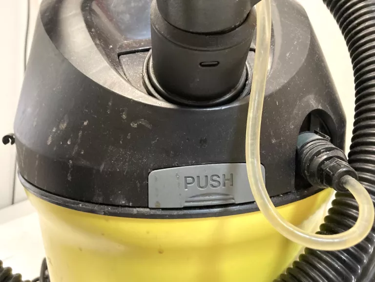 ODKURZACZ PIORĄCY KÄRCHER SE 5.100 1400W -ZESTAW!!