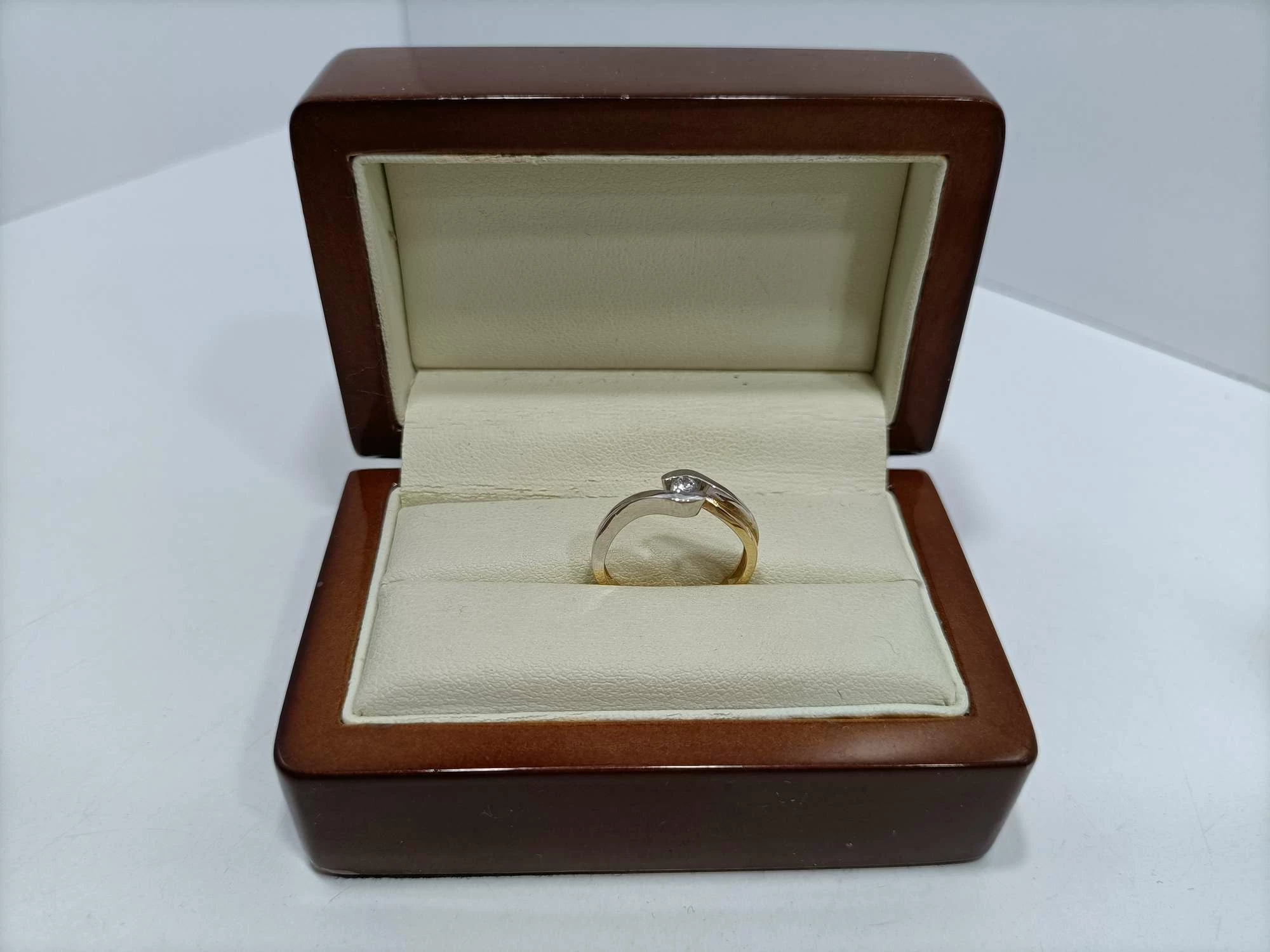 piekny-zloty-pierscionek-228g-pr585-r10-ean-gtin-5905868206111