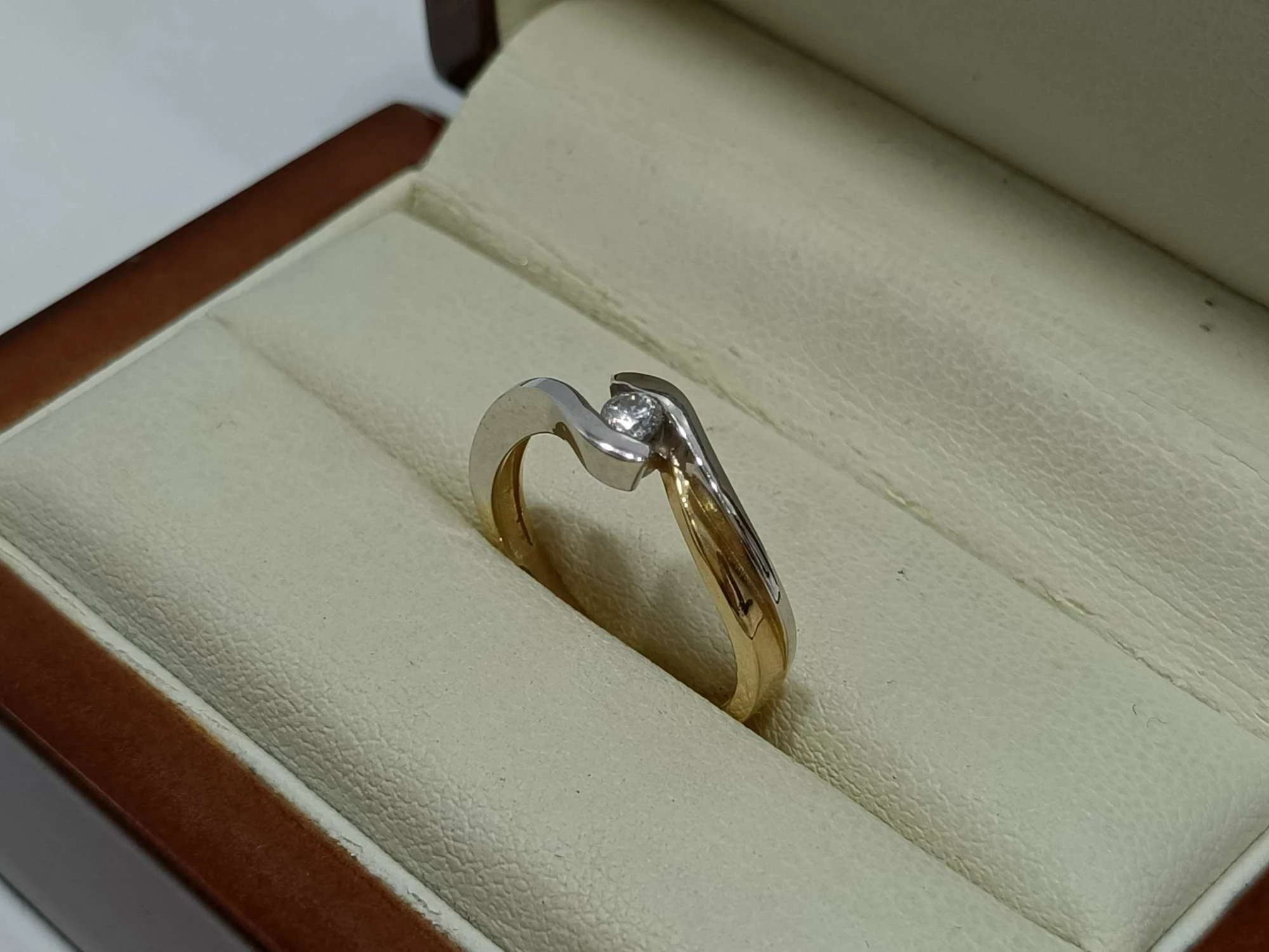 piekny-zloty-pierscionek-228g-pr585-r10-stan-11323-2