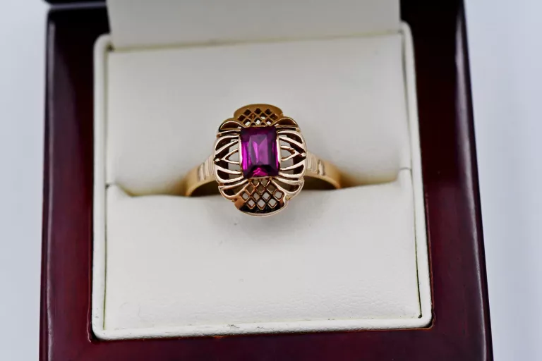 duzy-zloty-pierscionek-z-czerwonym-oczkiem-585-r2-kamien-inny-kamien