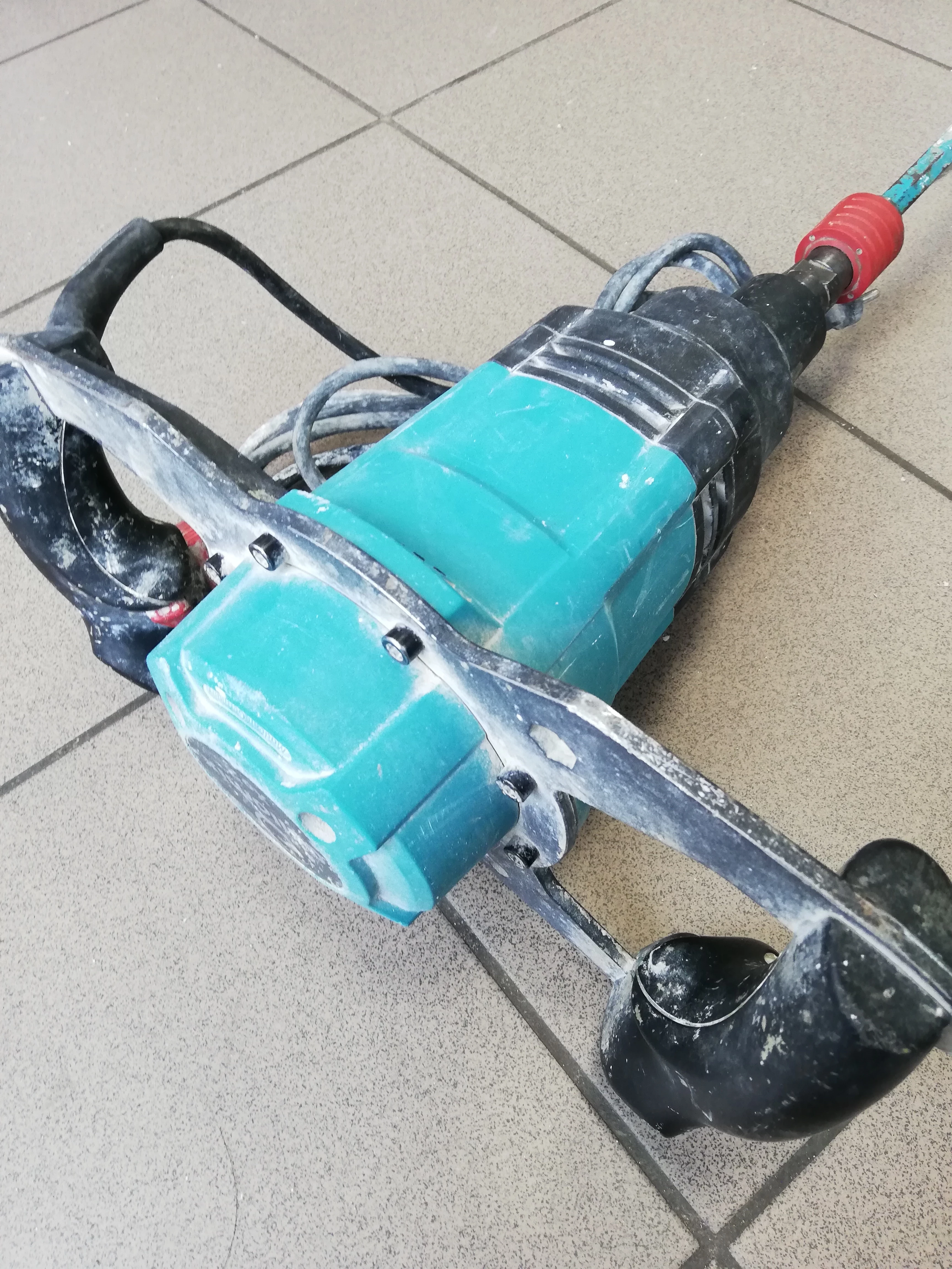 mieszarka-collomix-xo2-1200w-zasilanie-sieciowe