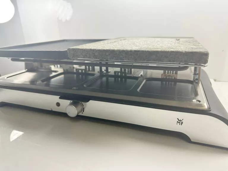 GRILL ELEKTRYCZNY Z KAMIENNĄ PŁYTĄ WMF 3