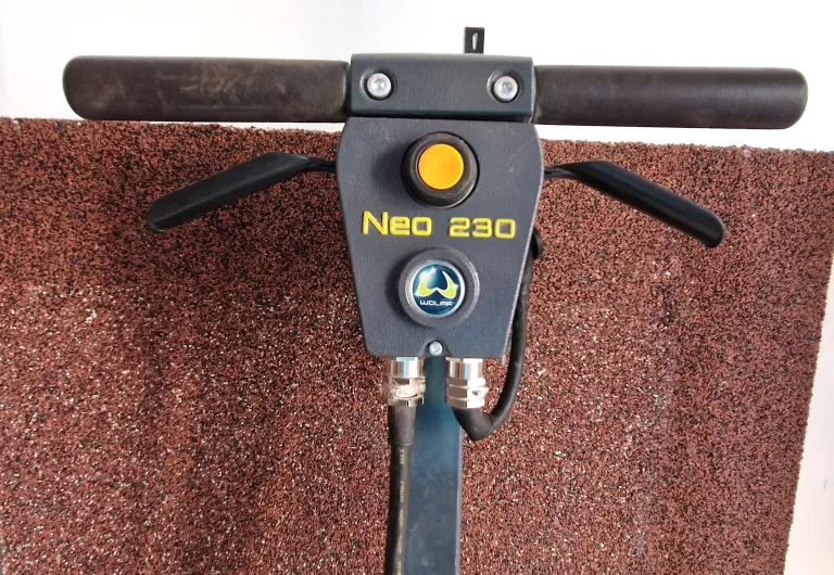 WYGŁADZARKA POLERKA SZLIFIERKA DO BETONU WOLFF NEO 230 230V