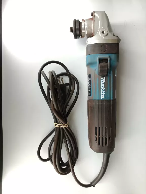 szlifierka-katowa-makita-ga5041c-1400w-seminaryjska-2-kielce