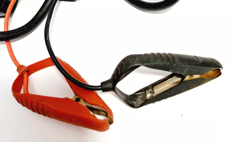 prostownik-keepower-15a30a-natezenie-maksymalne-5