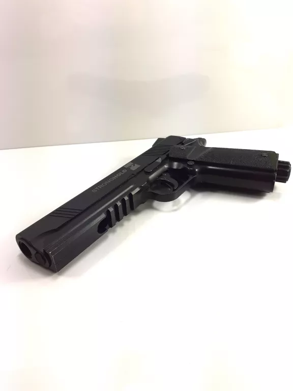 pistolet-co2-ram-crosman-stronghold-p7-stan-uzywany