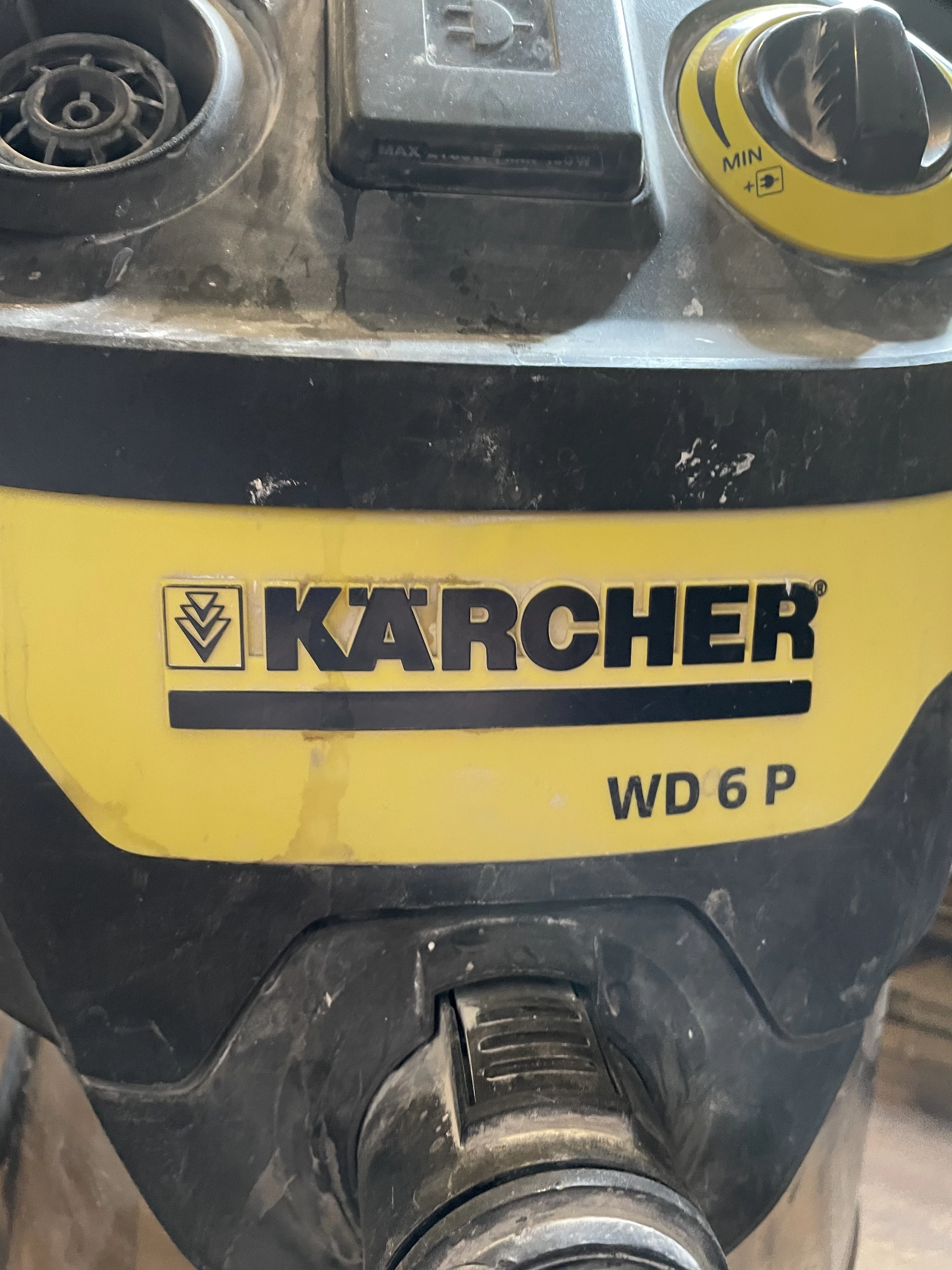 odkurzacz-przemyslowy-karcher-wd6-p-moc-1100
