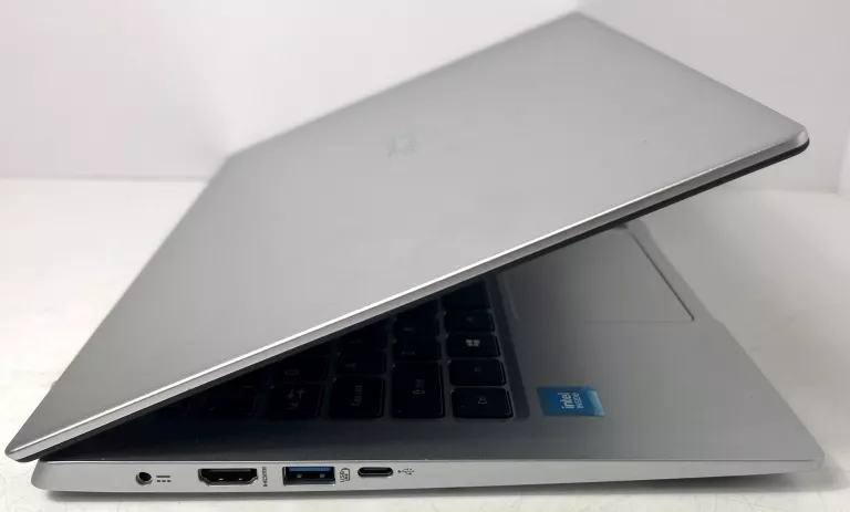 LAPTOP ACER SWIFT 1 4/128 GB SSD